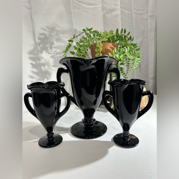 Vintage Large L.E. Smith Double Handle Black Glass Trophy Vase - Picture 6 of 7
